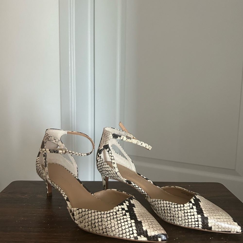Banana Republic Elegant faux Snakeskin Patterned Women's Heels